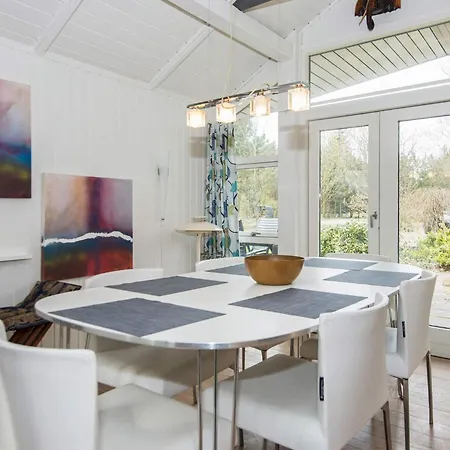 6 Person In * Oksbøl