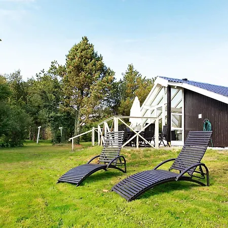 6 Person In * Oksbøl