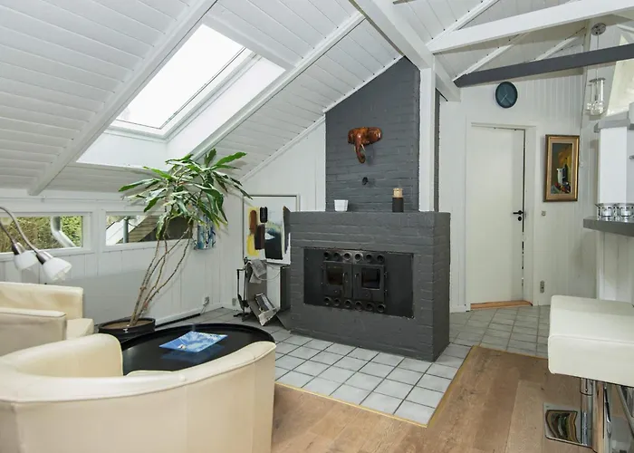 6 Person In * Oksbøl