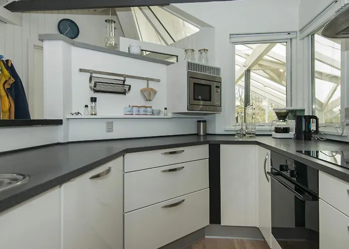 6 Person In * Oksbøl